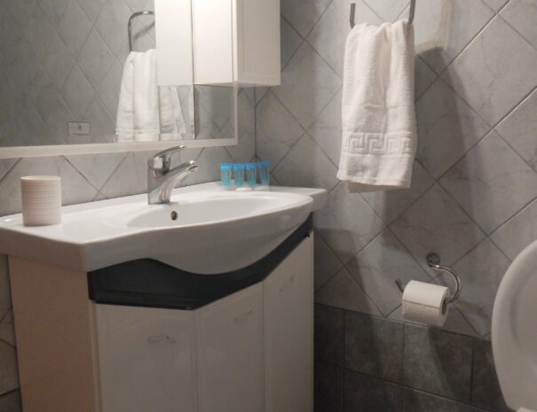 Apartment 2-Level with Pool View_ (1)