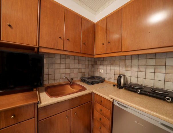 Family Apartment with Pool View_ (7)