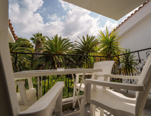 Family Junior Suite with Garden View_ (8)