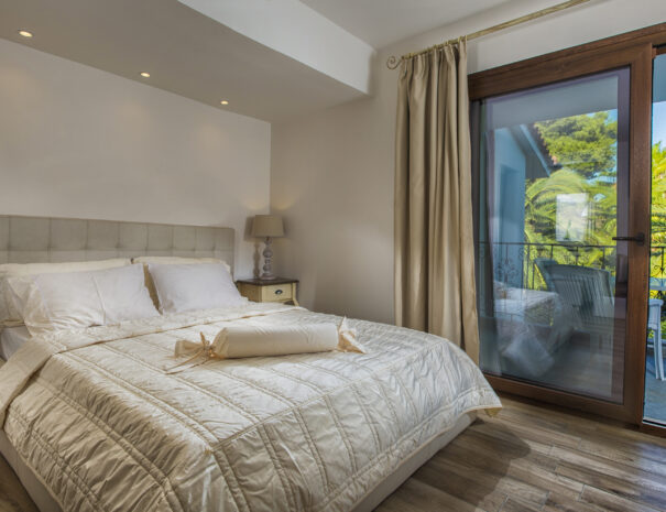 Superior Double Room with Garden View_ (1)